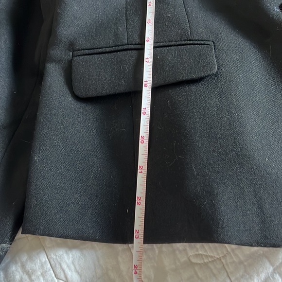 Like new, Pendleton black, virgin wool blazer. - Picture 6 of 10
